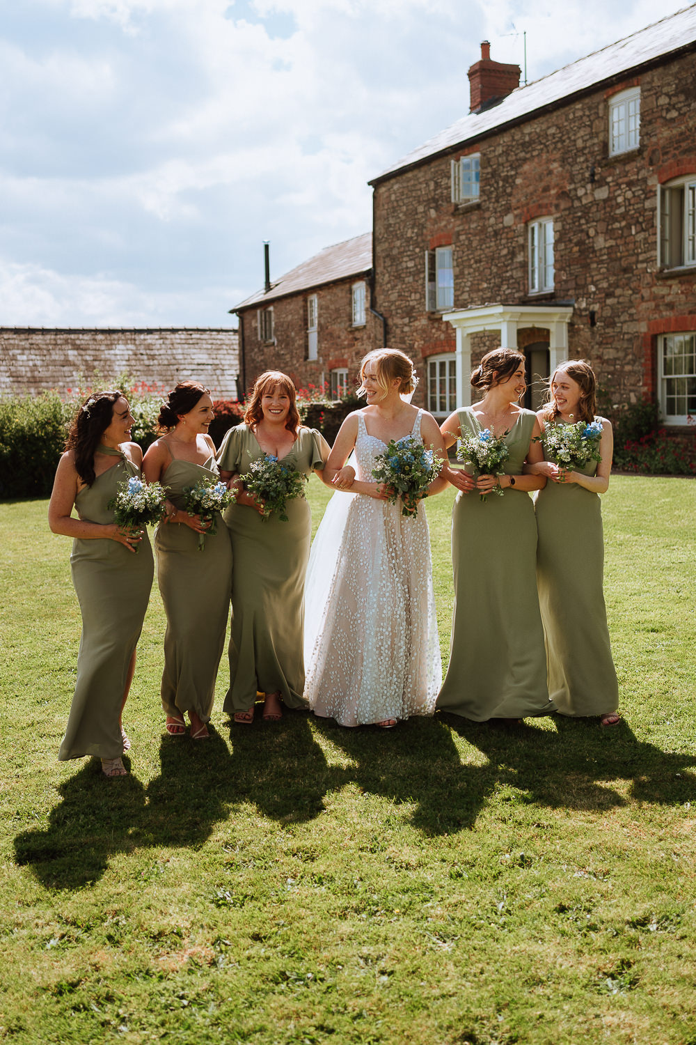 LLANTILIO HOUSE WEDDING PHOTOGRAPHY 015 LLANTILIO HOUSE WEDDING PHOTOGRAPHY 015